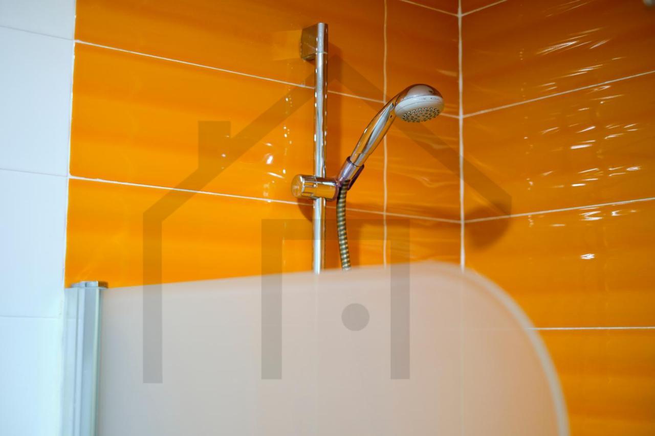 Loft En Oviedo - Ideal Para 3 Personas エクステリア 写真