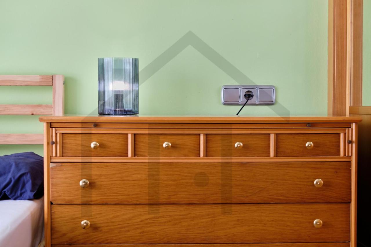 Loft En Oviedo - Ideal Para 3 Personas エクステリア 写真